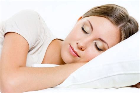 اسباب النوم الكثير عند النساء
